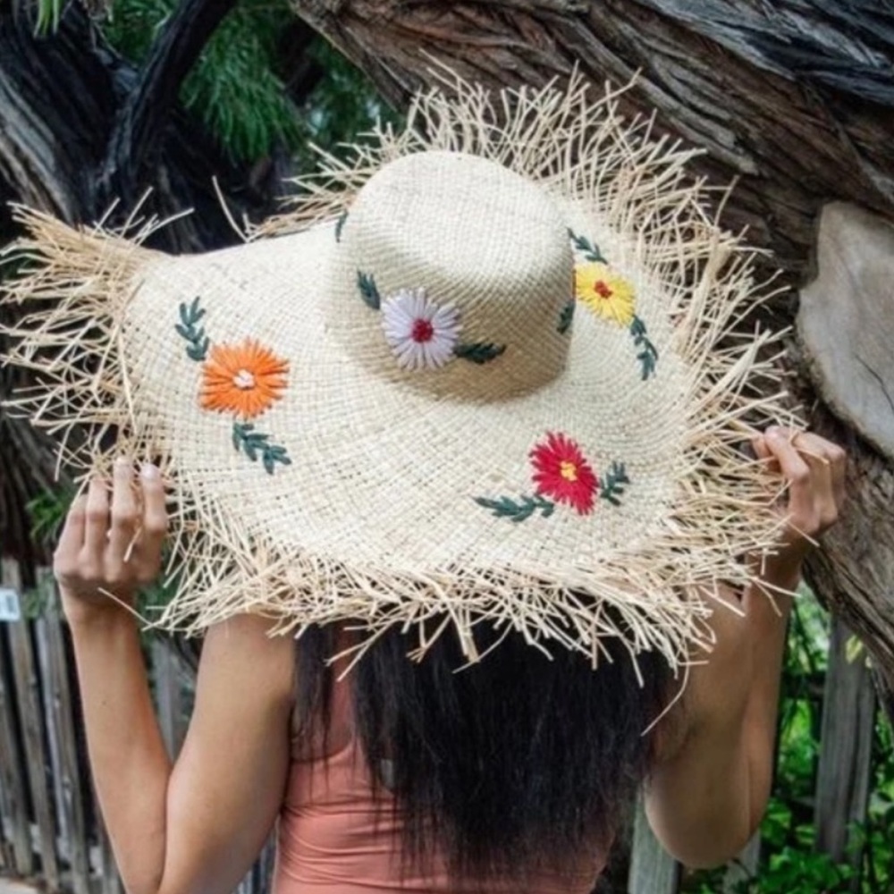 NEW HAT ATTACK CHARLOTTE SUNHAT NWT - image 1